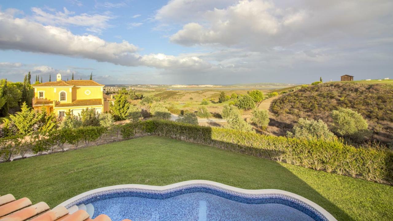 Villas @ Quinta Do Vale Golfe Каштру-Марін Номер фото