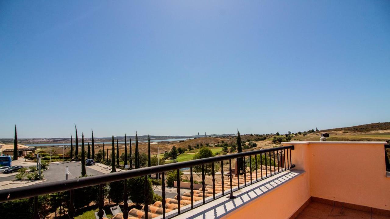 Villas @ Quinta Do Vale Golfe Каштру-Марін Номер фото